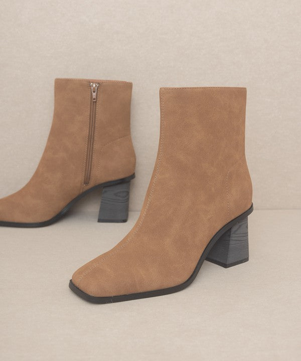 Oasis Society Vera Square Toe Ankle Boots