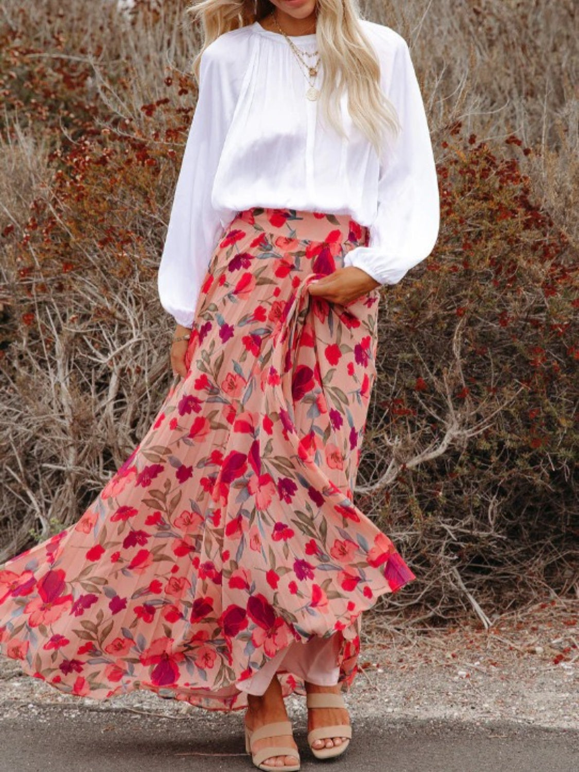 Strawberry Printed Elastic Waist Pleated Maxi Skirt