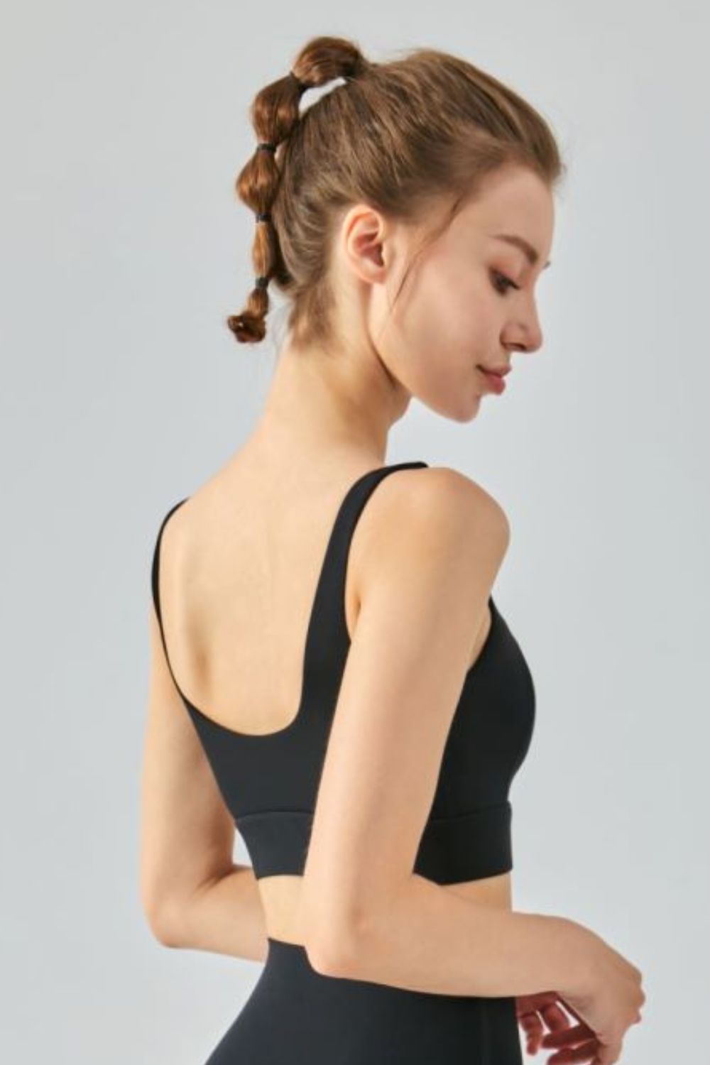 Breathable Zip-Up Sports Bra